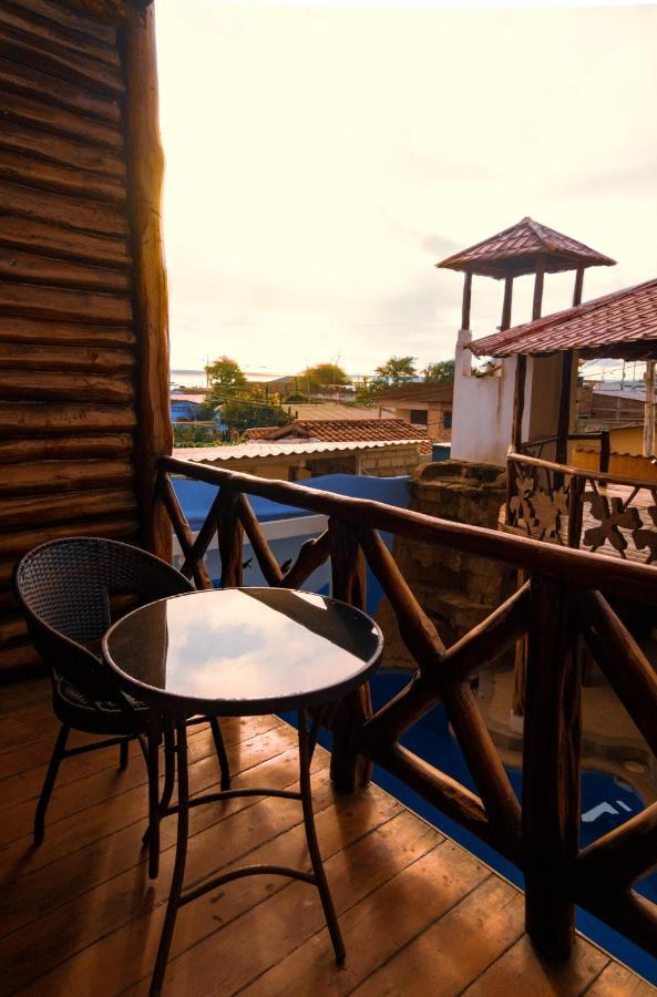Hostal Poseidon Пуэрто-Кайо Экстерьер фото