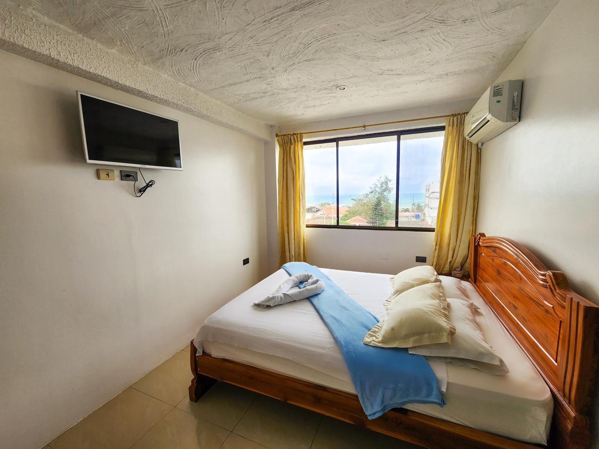 Hostal Poseidon Пуэрто-Кайо Экстерьер фото